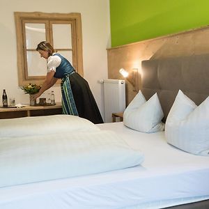 Deluxe Zimmer mit Kingsize-Bett